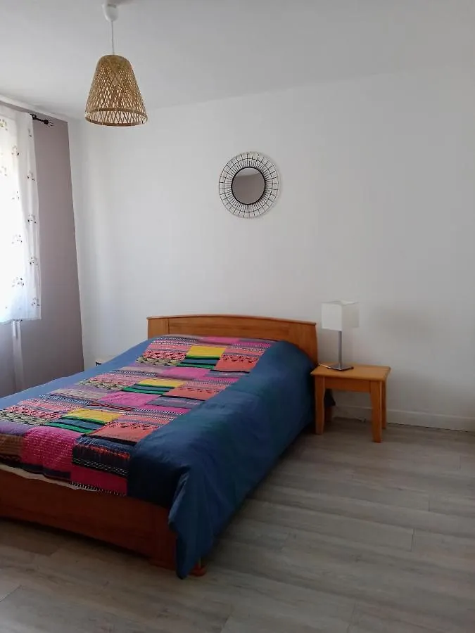 Maison A La Campagne Saint-Fregant Сasa de vacaciones